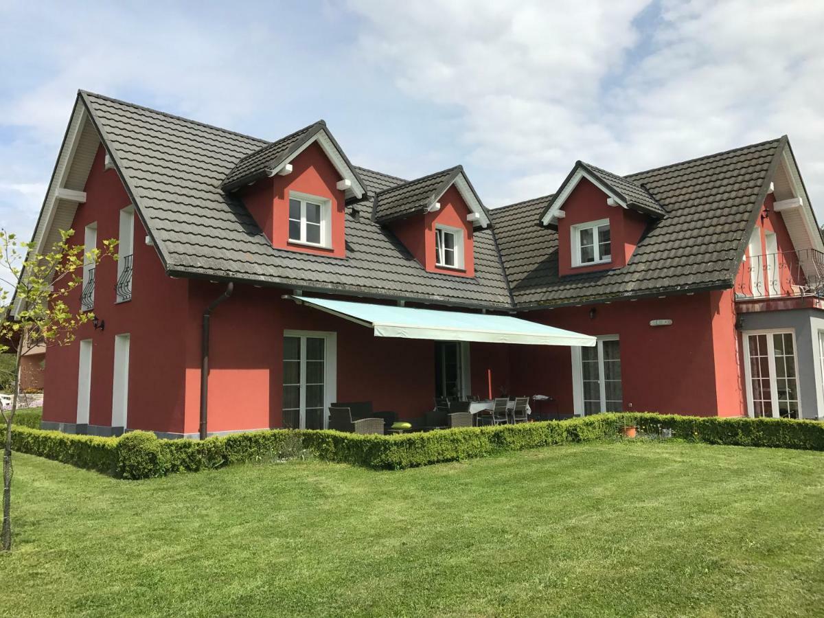 Linden Garden Apartment Postojna Extérieur photo