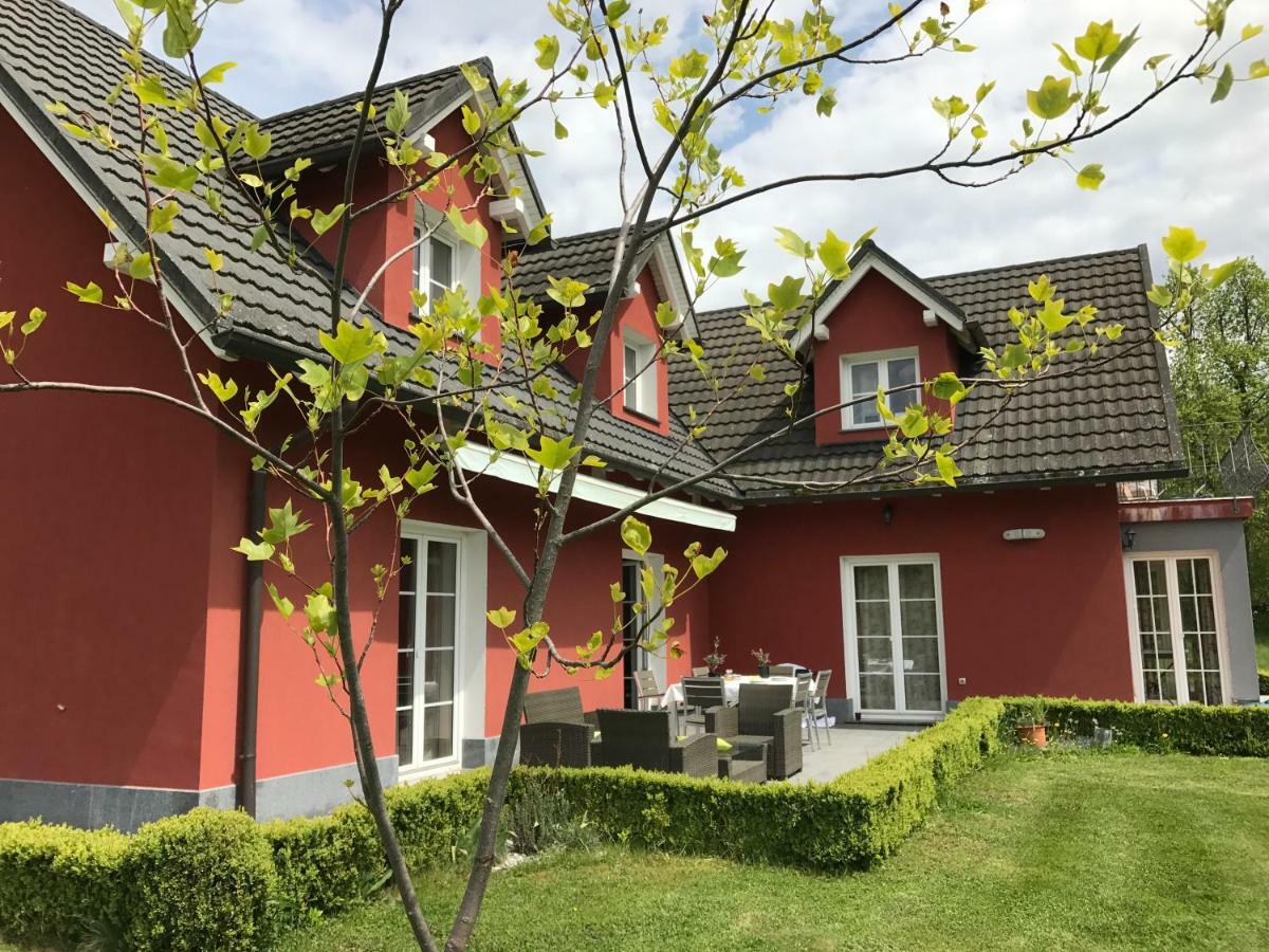 Linden Garden Apartment Postojna Extérieur photo